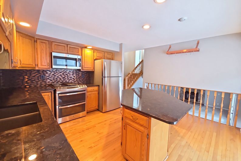 Photo 20 of 79 of 1503 Featherstone Rd, Rockford, IL