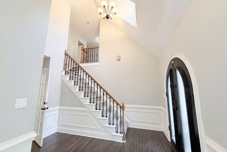 Photo 21 of 58 of 984 Forest Pond Ct, Marietta, GA