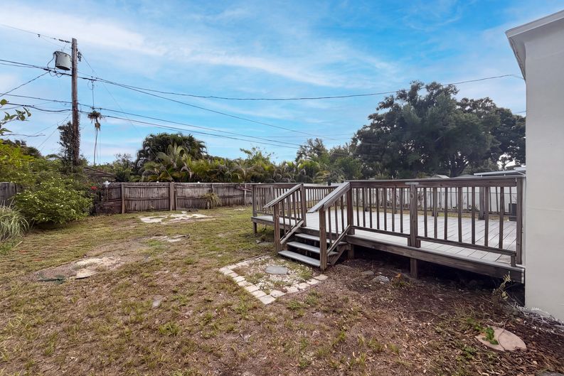 Photo 30 of 32 of 6129 5th Ave N, Saint Petersburg, FL