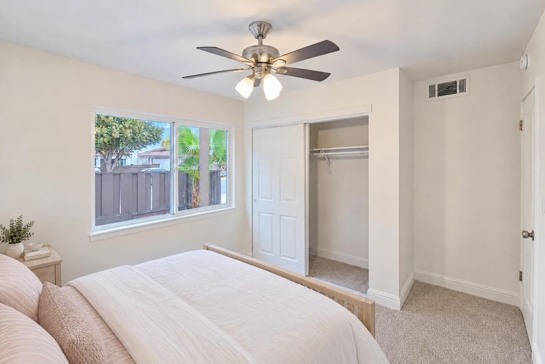 Photo 11 of 25 of 2625 El Greco Dr, Modesto, CA