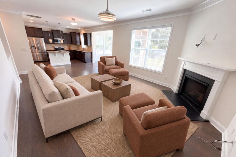 Photo 3 of 17 of 5015 Sea Cliff Ln, Lancaster, SC