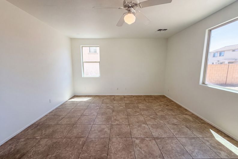 Photo 15 of 33 of 7411 W Alta Vista Rd, Laveen, AZ