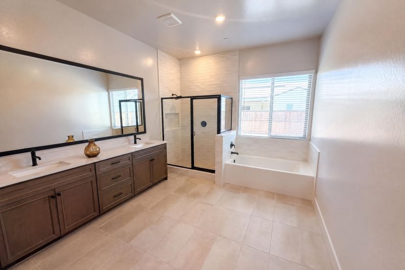 Photo 20 of 26 of 2287 N Marion Ave, Clovis, CA