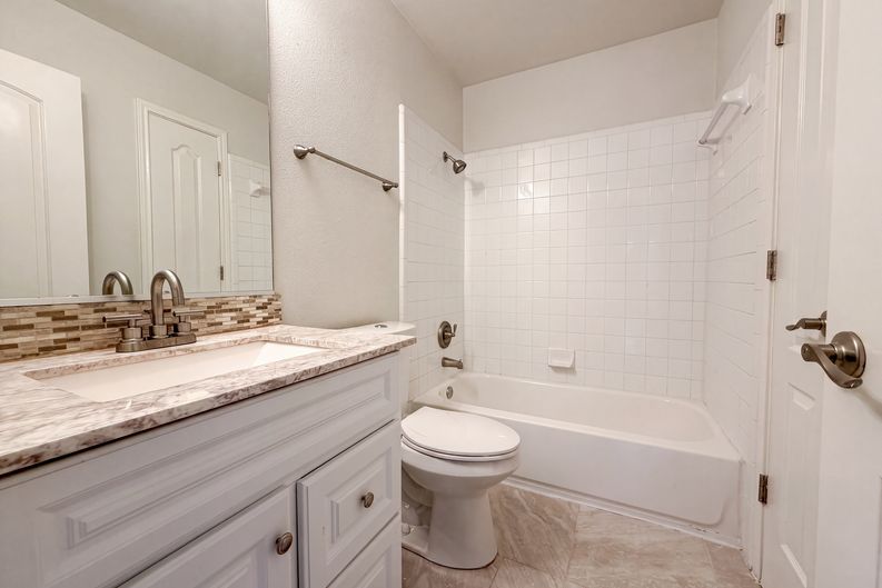 Photo 13 of 18 of 2648 Hunt St, New Braunfels, TX