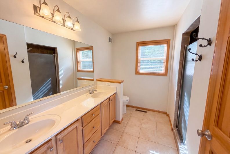 Photo 12 of 36 of 1012 Delano Ct, Stillwater, MN