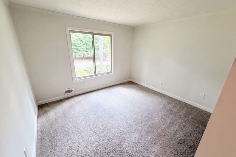 Photo 23 of 40 of 3962 Spalding Holw, Peachtree Corners, GA