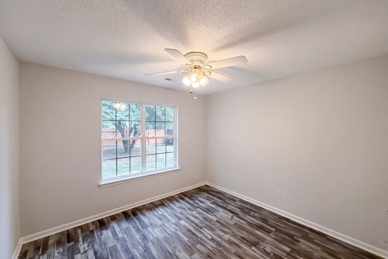 Photo 13 of 19 of 3760 Sedgewick Dr SW, Concord, NC