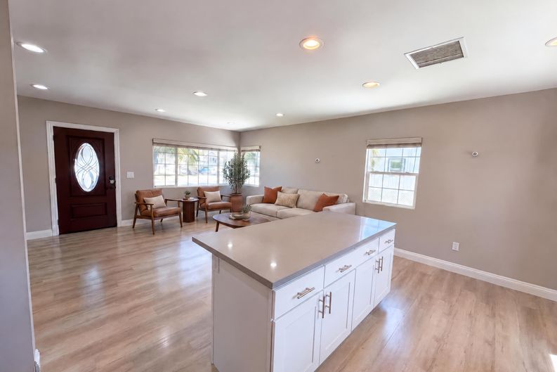 Photo 8 of 44 of 1844 Fleming St, Pomona, CA