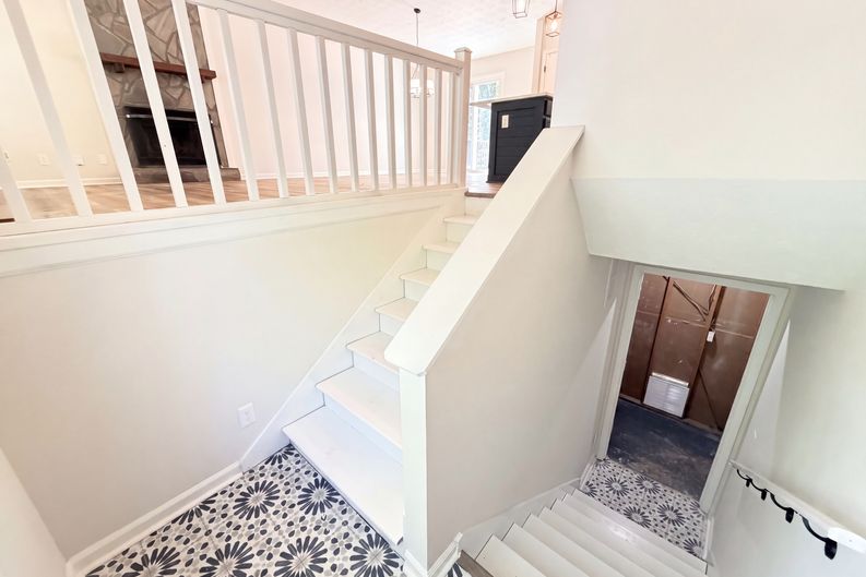 Photo 11 of 24 of 1327 Towne Harbor Trl, Woodstock, GA