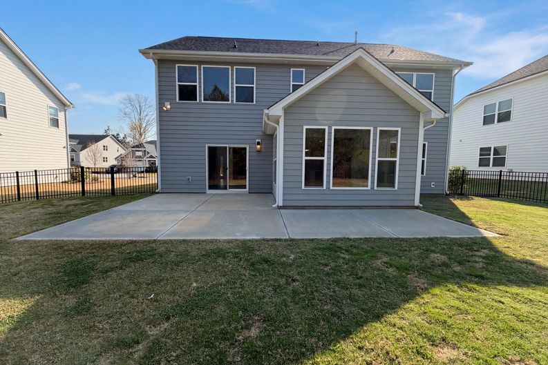 Photo 5 of 20 of 5016 Watercrest Trl, Belmont, NC