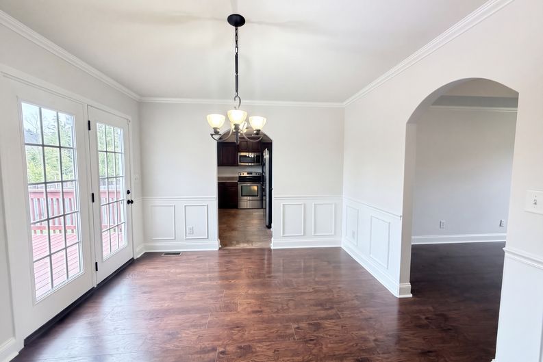Photo 8 of 13 of 671 Fox Trail Ct, Clarksville, TN