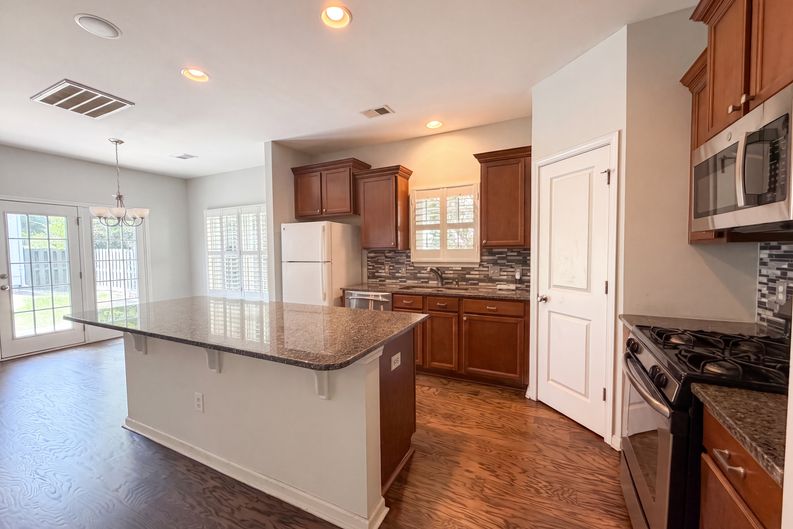 Photo 6 of 23 of 195 Lotz Dr, Summerville, SC