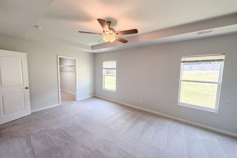 Photo 6 of 16 of 1317 Hosmer Ct, Wake Forest, NC