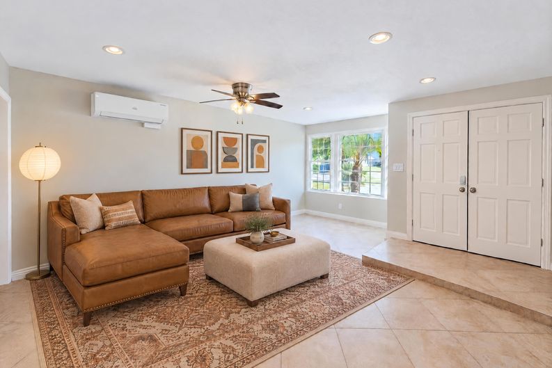 Photo 9 of 15 of 5653 N Viceroy Ave, Azusa, CA