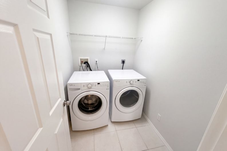 Photo 17 of 22 of 2397 SW Lejune St, Port Saint Lucie, FL