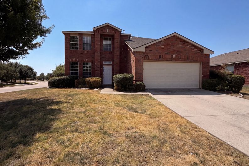 Photo 18 of 22 of 2220 Sumac Dr, Little Elm, TX