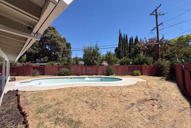 Photo 30 of 34 of 9232 Don Boriga Way, Stockton, CA