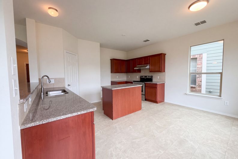 Photo 6 of 23 of 424 Cypress Hill Dr, McKinney, TX