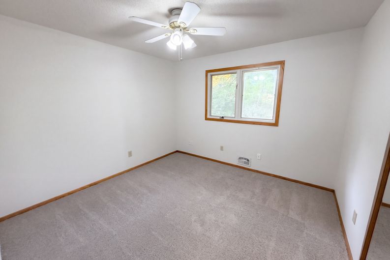 Photo 10 of 24 of 12228 Allen Dr, Burnsville, MN