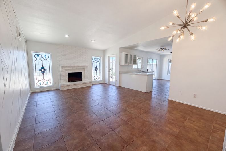 Photo 3 of 17 of 1307 W Alamo Dr, Chandler, AZ