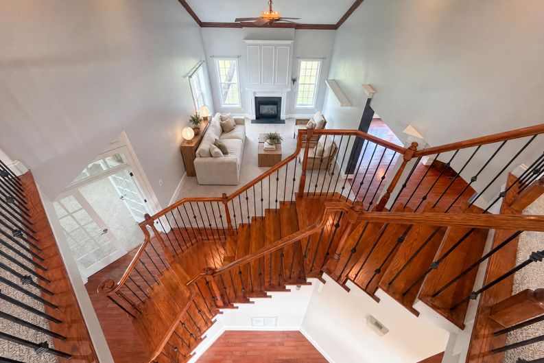 Photo 10 of 33 of 7791 Newhaven Dr, Oak Ridge, NC