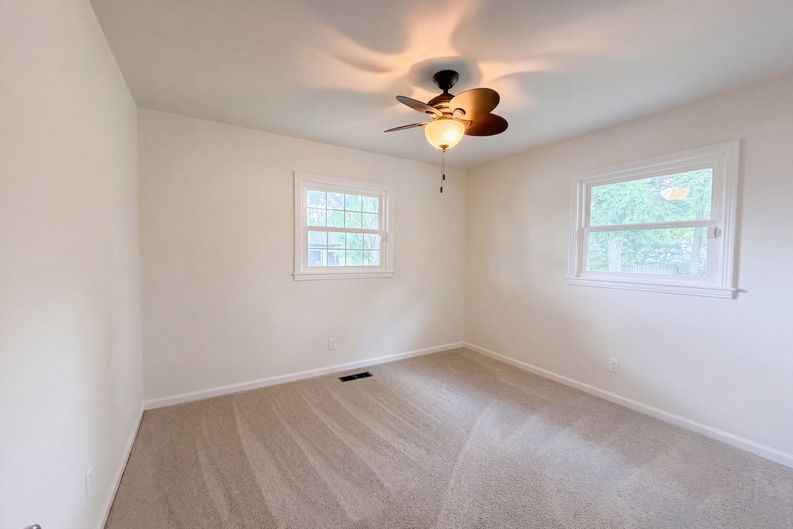 Photo 10 of 16 of 1214 Kirkwood Ave, Murfreesboro, TN