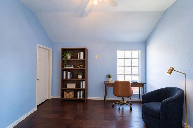 Photo 17 of 22 of 3606 Fairlands Dr, Richardson, TX