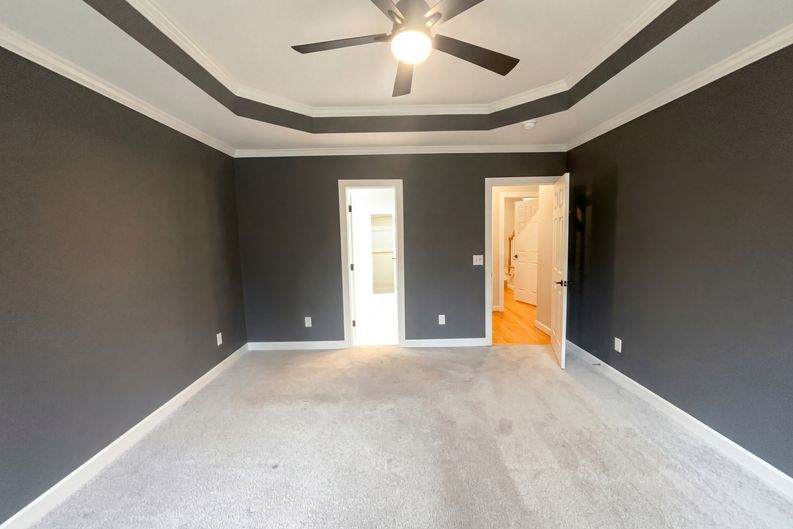 Photo 10 of 17 of 6412 Pleasant Creek Ct, Raleigh, NC