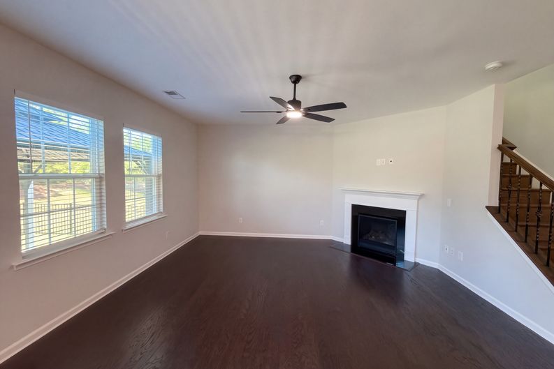 Photo 3 of 24 of 15128 Evergreen House Dr, Charlotte, NC