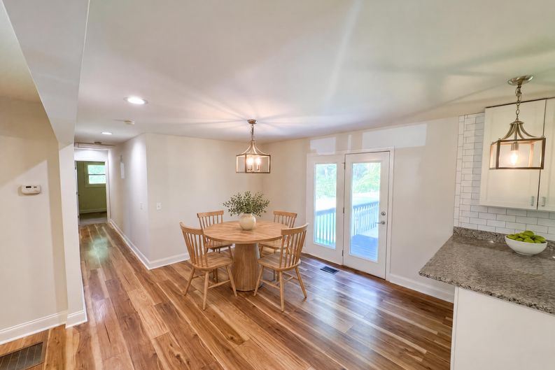 Photo 12 of 27 of 4141 E Fairview Rd SW, Stockbridge, GA