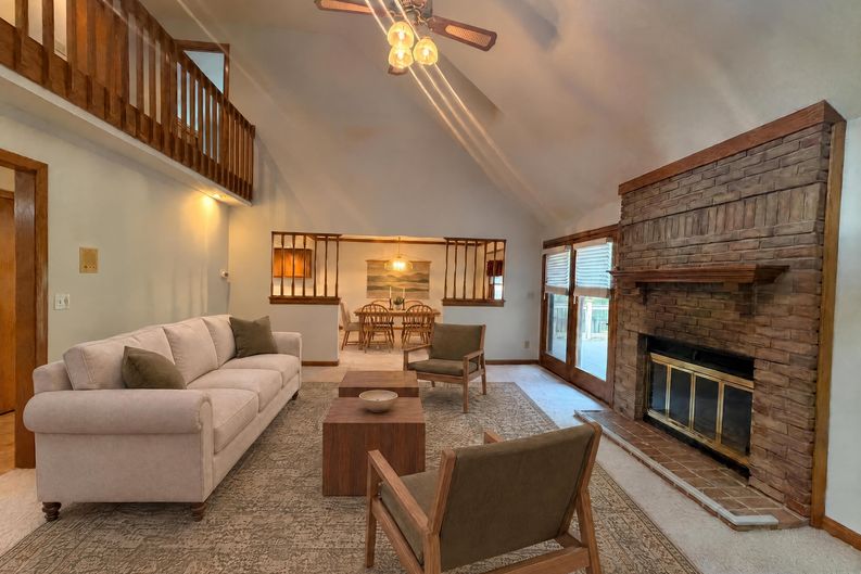 Photo 8 of 51 of 165 Juniper Ave, Westerville, OH