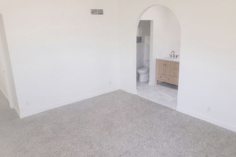Photo 4 of 39 of 4601 Loma Linda Cir, El Paso, TX