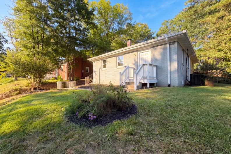 Photo 22 of 24 of 212 Red Oak Ave, Durham, NC