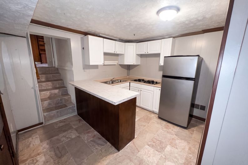 Photo 12 of 29 of 1600 Donora Ct, Henrico, VA