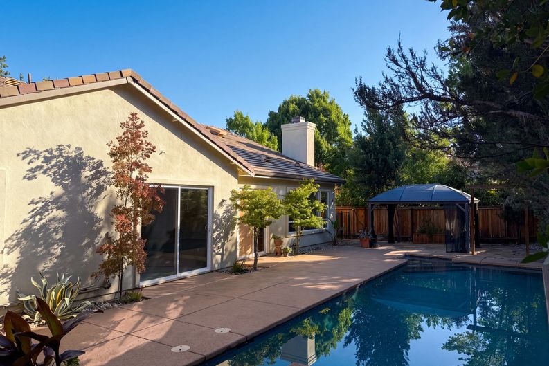 Photo 45 of 51 of 1401 Grey Owl Cir, Roseville, CA