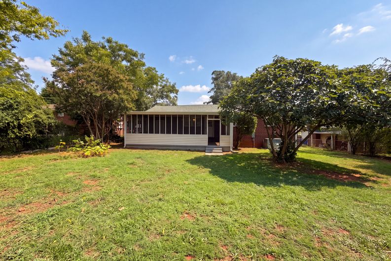 Photo 16 of 18 of 16 Gardenia Dr, Greenville, SC