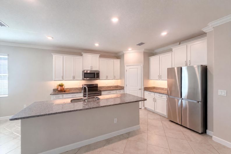 Photo 9 of 32 of 31351 Cannon Rush Dr, San Antonio, FL