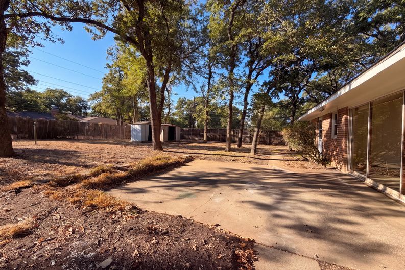 Photo 20 of 21 of 1725 Danciger Dr, Fort Worth, TX