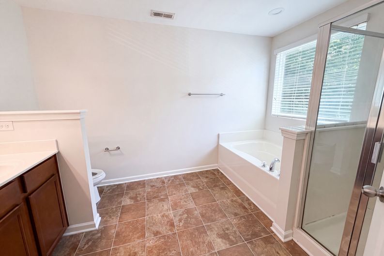 Photo 12 of 18 of 5837 McDowell Run Dr, Huntersville, NC