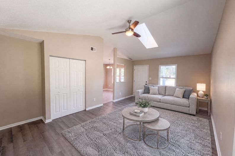 Photo 4 of 16 of 1549 Bingham Dr, Fayetteville, NC