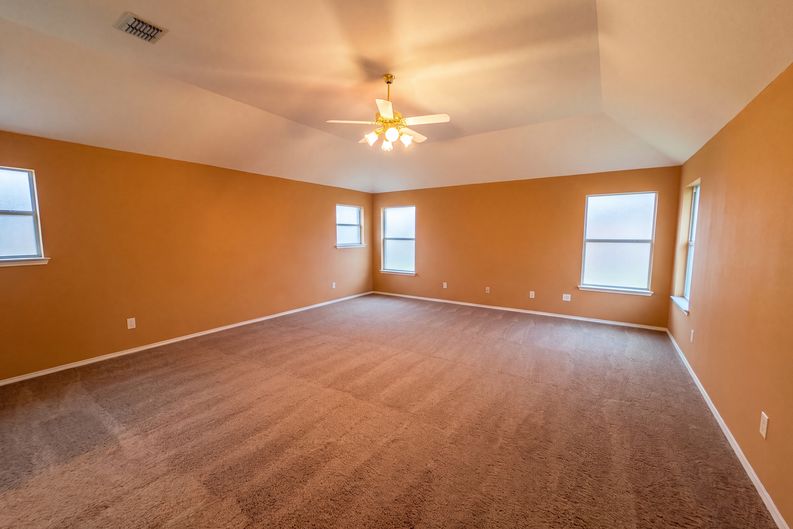 Photo 4 of 22 of 1311 Stanford Dr, Rockwall, TX