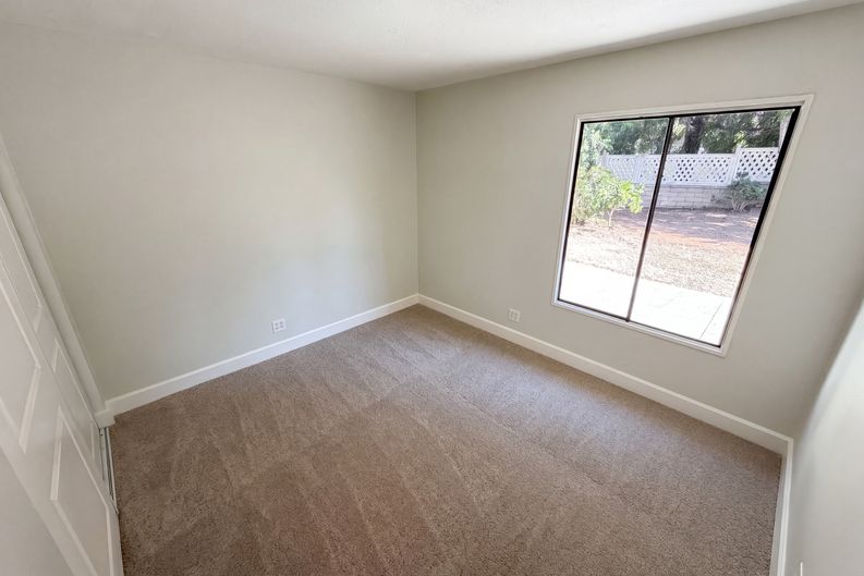 Photo 15 of 23 of 23732 San Dona, Laguna Hills, CA