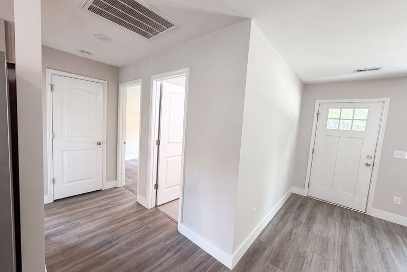 Photo 9 of 20 of 180 Old Airport Rd, Chesnee, SC