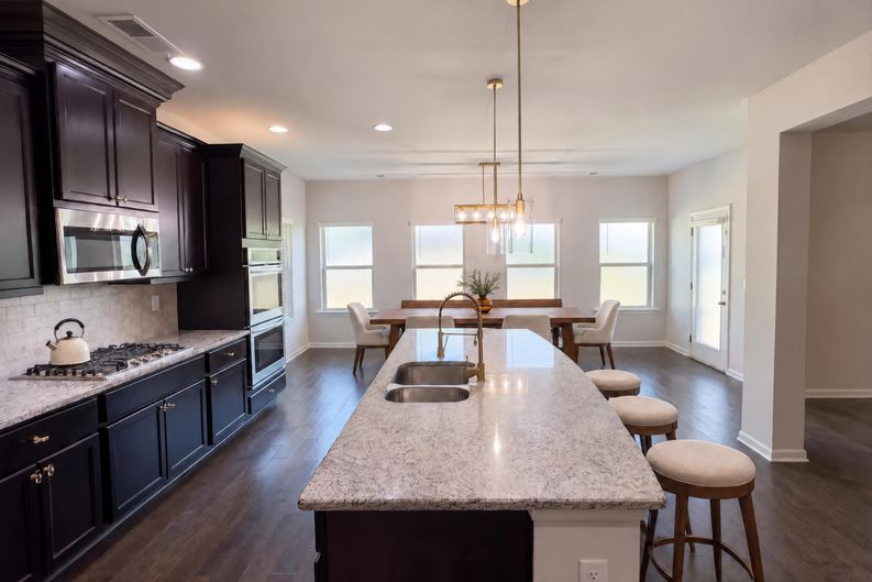 Photo 6 of 47 of 2144 Airline Rd, McDonough, GA