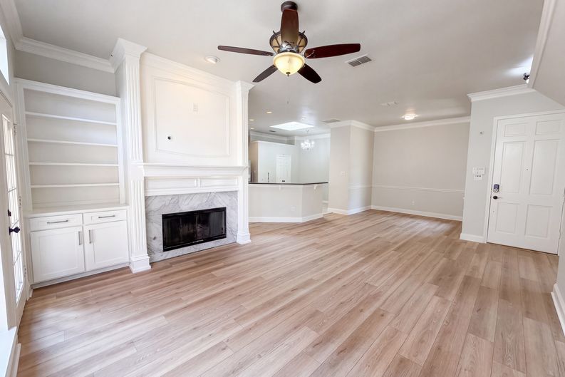 Photo 12 of 26 of 8703 Stonecrest Dr, Irving, TX