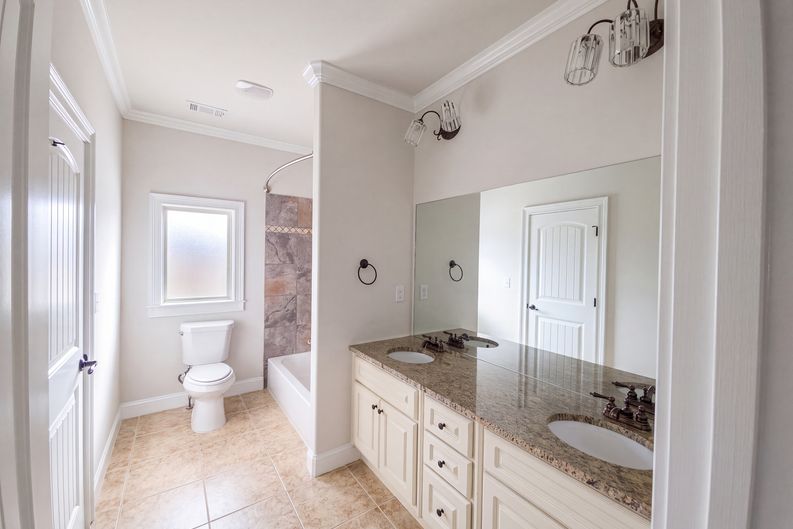 Photo 23 of 35 of 2711 Wildflower Way, Hoschton, GA