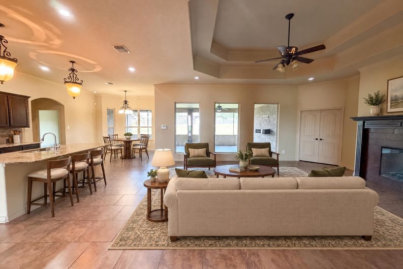 Photo 7 of 20 of 206 County Road 4774, Kempner, TX