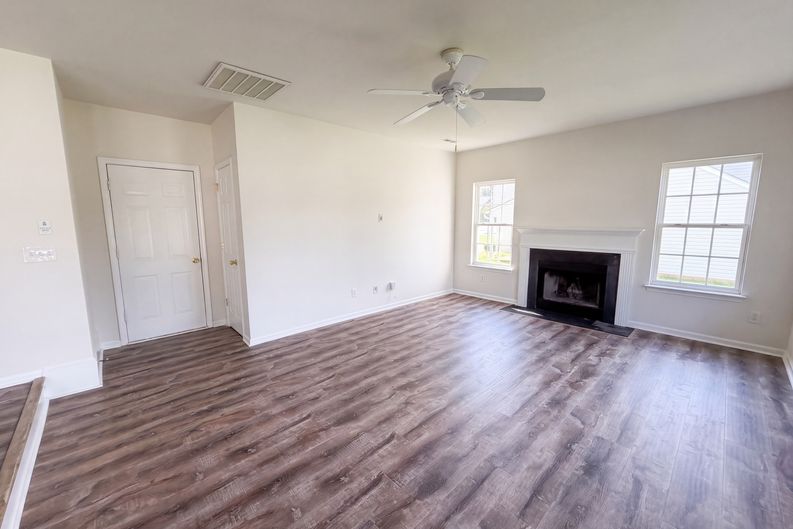 Photo 3 of 27 of 3527 Mallory Taylor Ln, Charlotte, NC