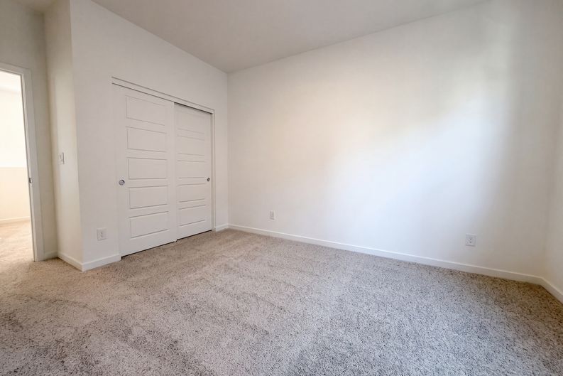 Photo 14 of 22 of 8379 W Rochelle Ave, Las Vegas, NV