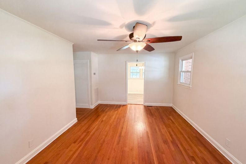 Photo 6 of 18 of 16 Gardenia Dr, Greenville, SC